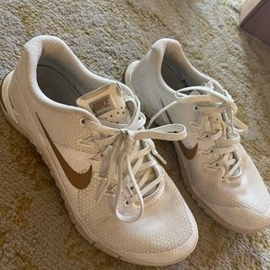 Nike metcons